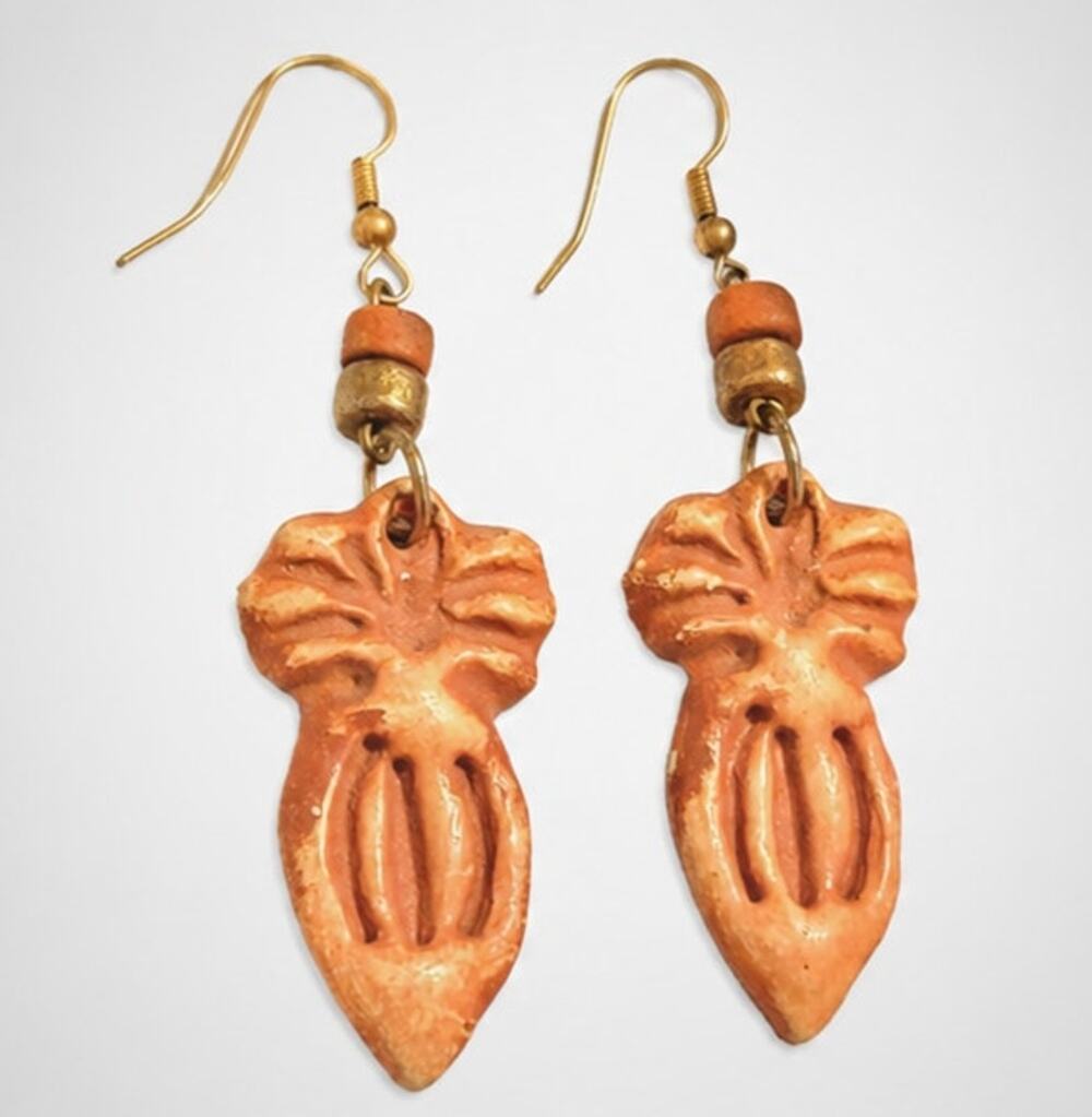 Vintage 1990's Southwestern Long‎ Dangle Pierced Earrings Rust 2.75" bp-